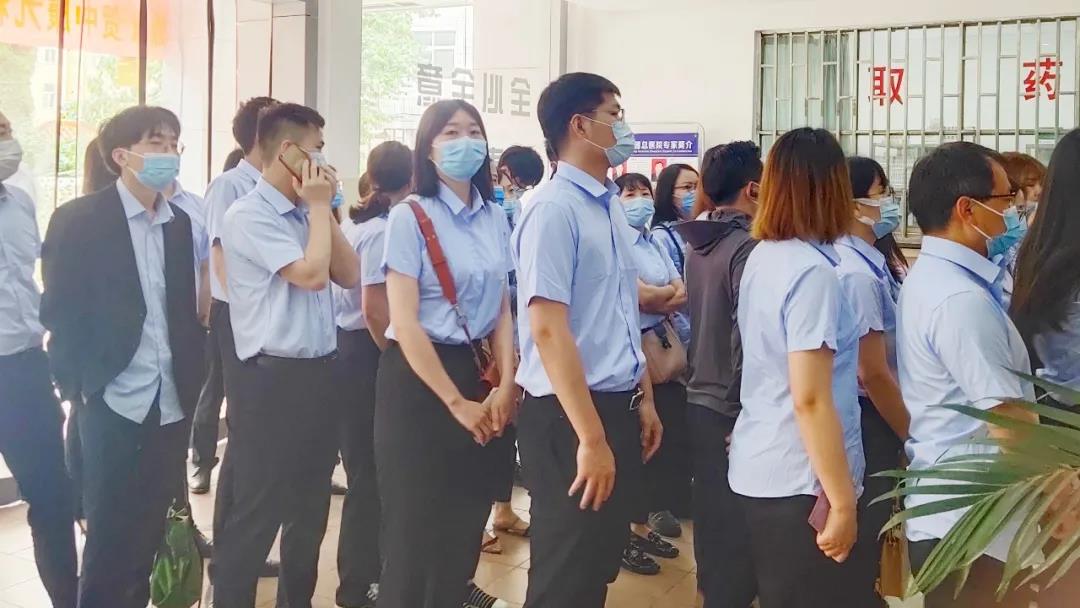 接種新冠疫苗 共筑免疫長城